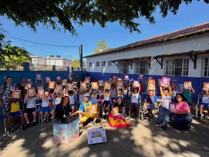 Prefeitura de Marataízes inicia projeto de leitura nas escolas